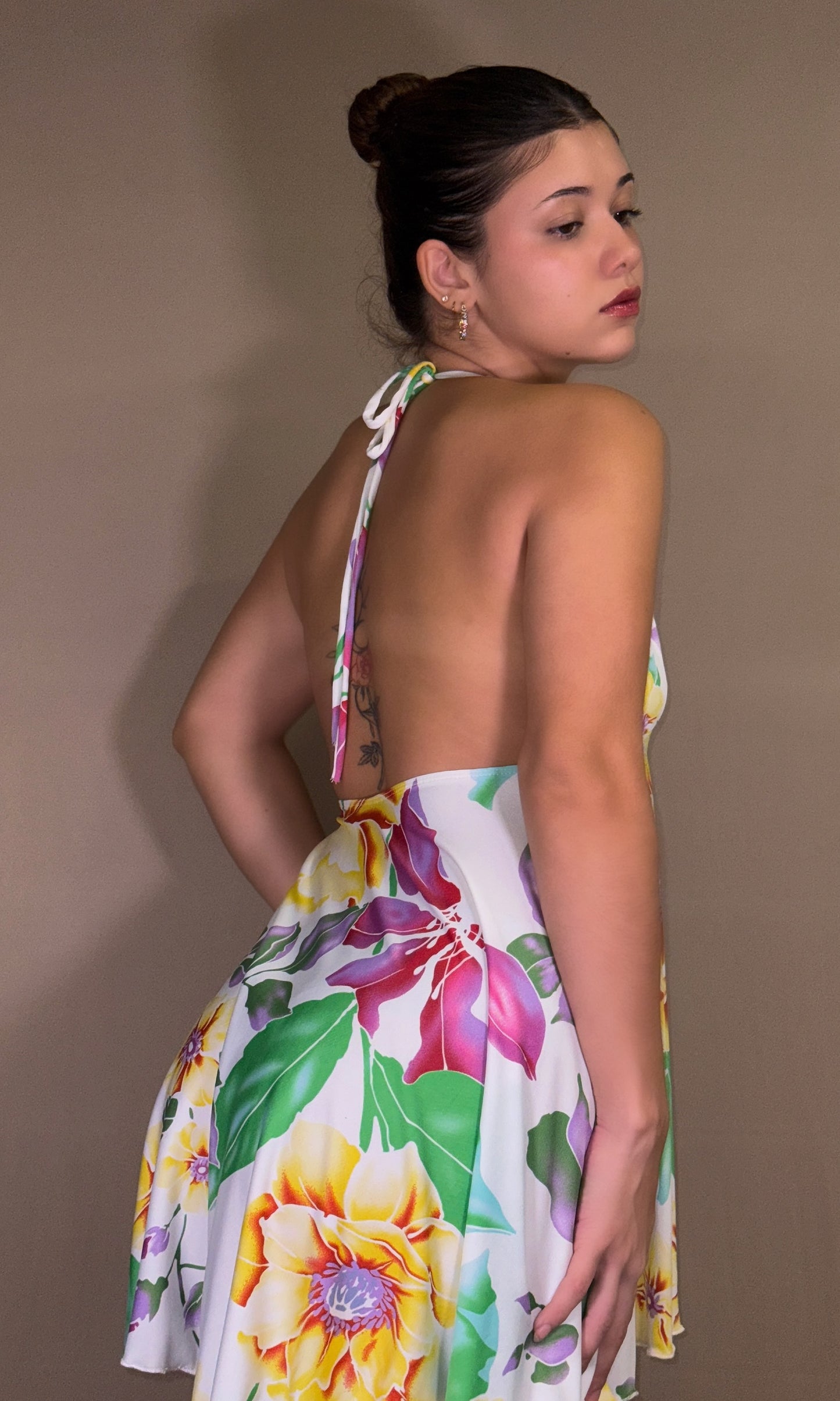Vestido corto halter FLORA