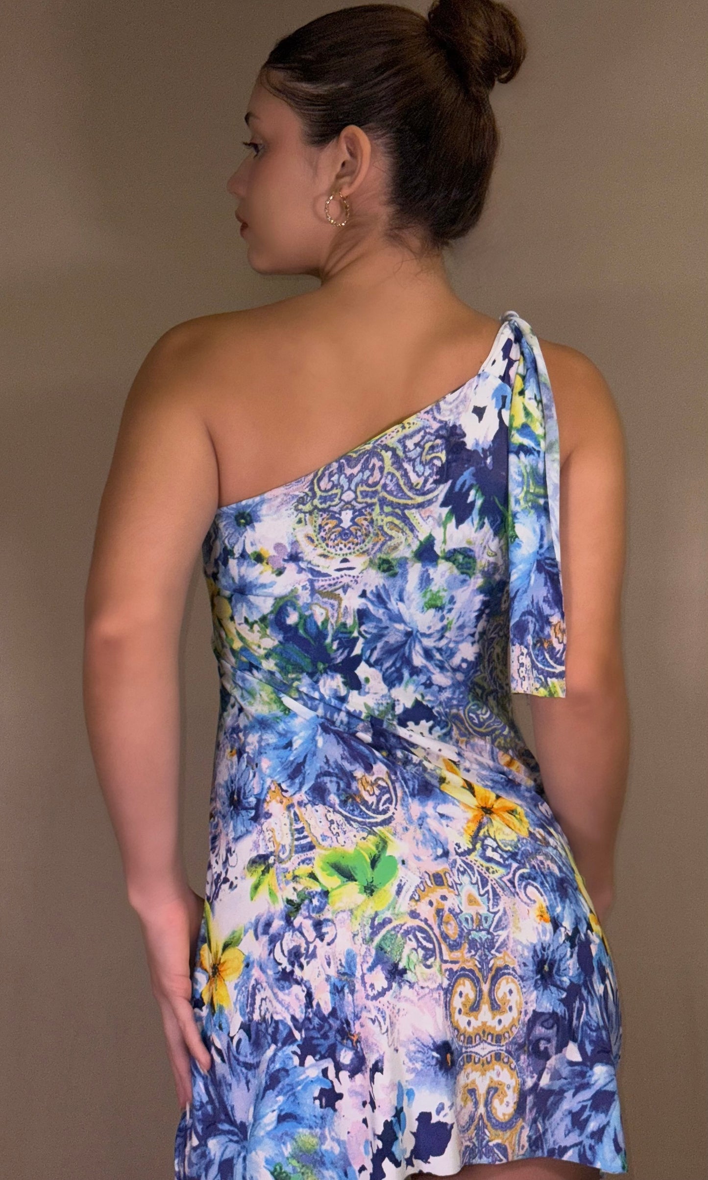 PALMA Vestido de un Solo Hombro 