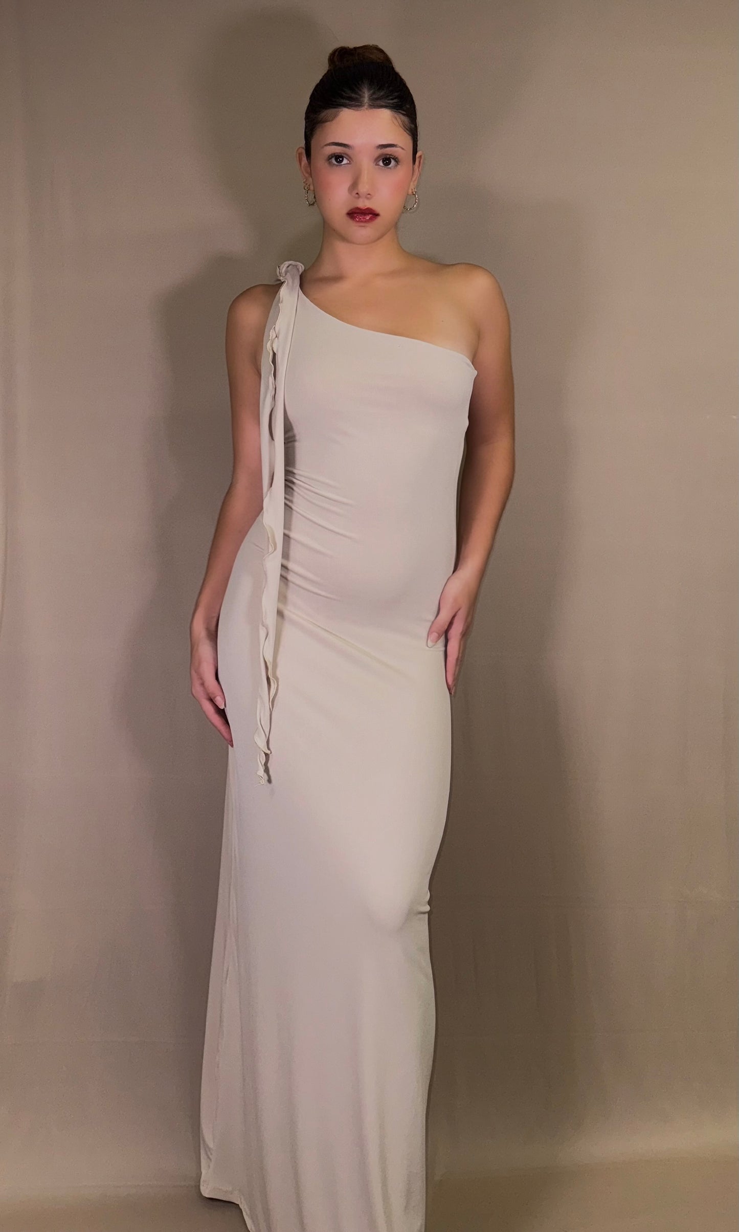 Vestido LUNA de un solo hombro